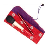 ノベルティ・粗品で人気の「【国産】熊野筆チークブラシと携帯リップのセット」