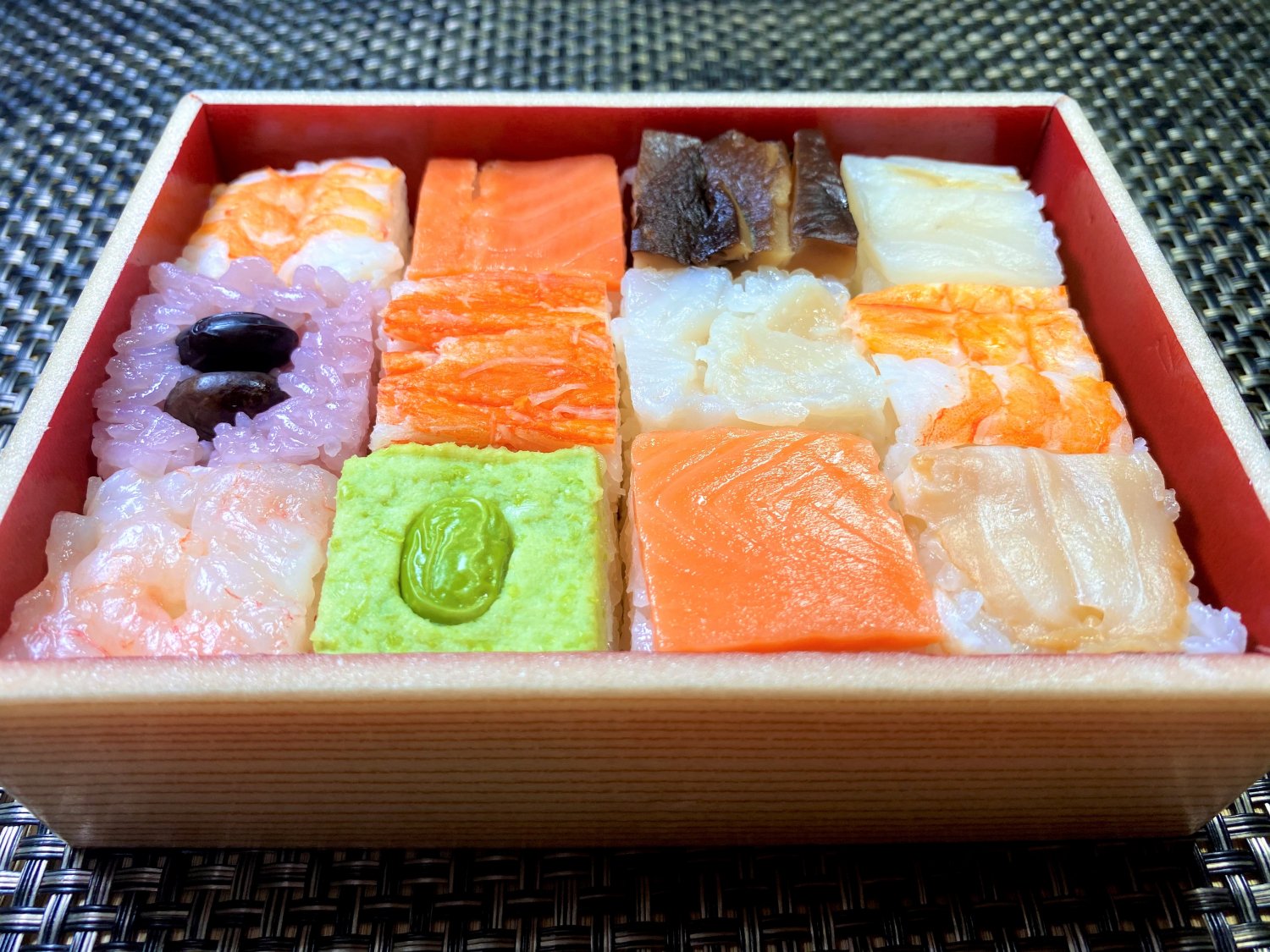 2個セット【色彩みやび】10種12個の雅寿司 ギフト用箱入り お祝い事や！パーティ、お誕生日などにお勧めです！