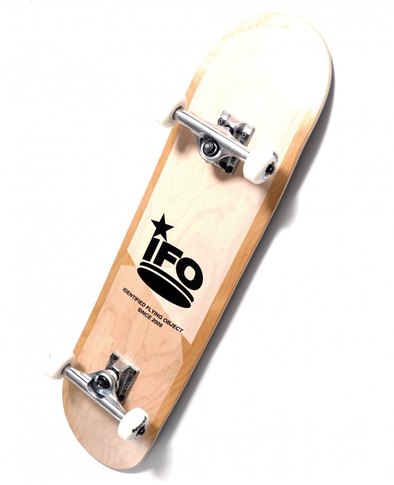 限定品】 スケートボード IFO デッキ 7.87 コンプリート スケート 