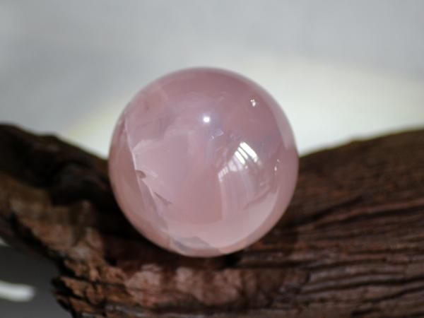 ローズクォーツ 玉台付 スターローズクォーツ丸玉（台付