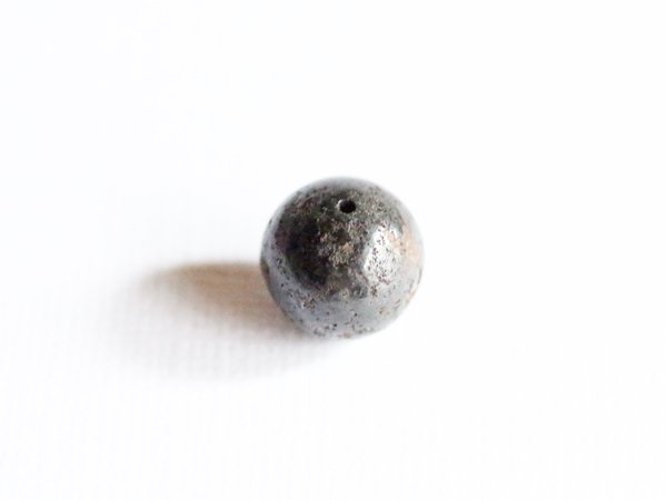 メテオライト（鉄質隕石）／丸玉ビーズ１２mm - 貴石工房パックOnlineShop