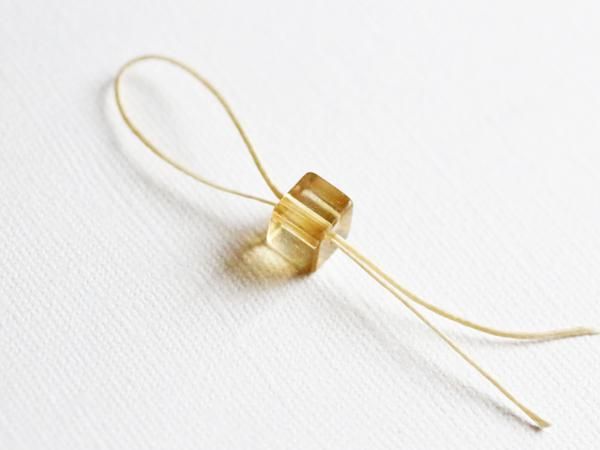 フローライト／キューブビーズ 8×8mm（縦×横） - 貴石工房