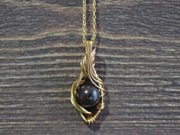 丸玉ワイヤーアートペンダント／ブラックオパール10mm - 貴石