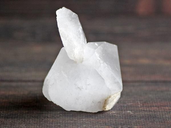 【匿名発送】カイラス産水晶 楽天市場】カイラスクォーツ(カイラス産水晶)クラスター