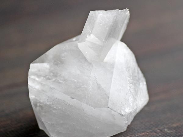 カイラス水晶（チベット産）／カイラス山ヒマラヤ水晶 - 貴石