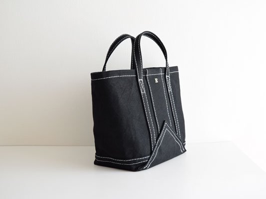 ebagos エバゴス | トライアングル ･ トート M（ブラック） 正規取扱店 - Fine online shop