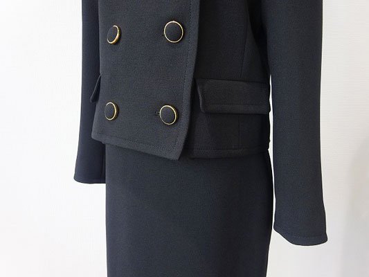 MASSE*MENSCH マッセメンシュ | スタンドカラー スカートスーツ（ブラック） 通販 - Fine online shop