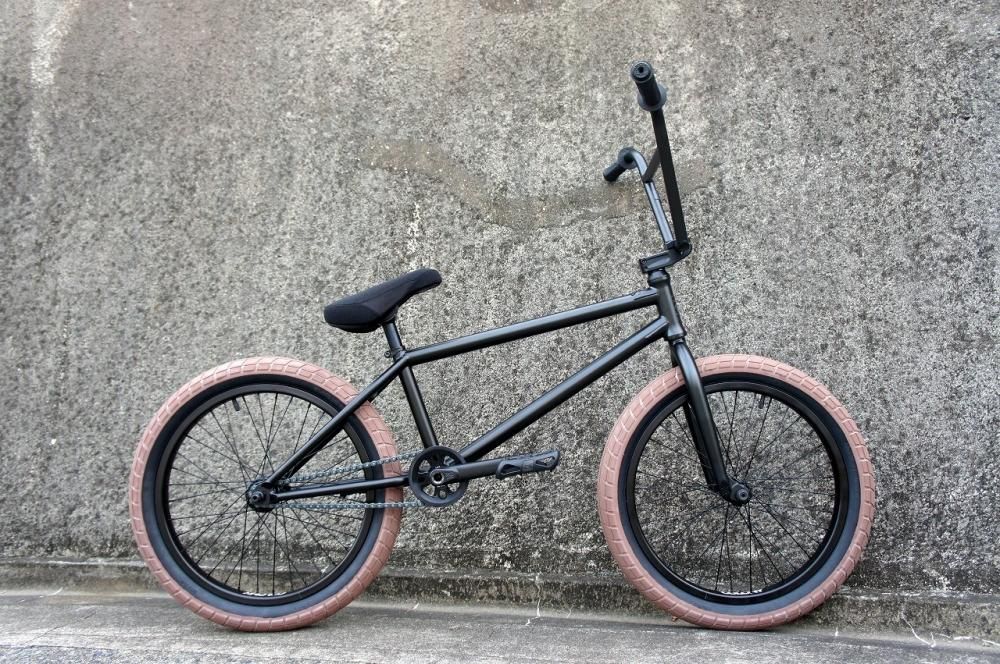 COMPLETE BIKE（完成車）｜BMX通販ヴァンチョウバイク