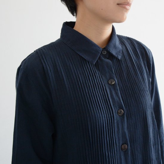 Khadi and Co. | アンドラプレインピンタックドレス〈 Marais 〉　Dark Indigo