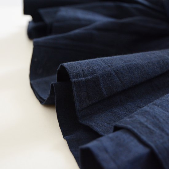 Khadi and Co. | アンドラプレインピンタックドレス〈 Marais 〉　Dark Indigo