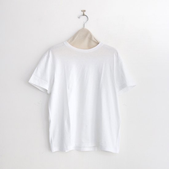 Yaeca | レディースクルーネックTシャツ White | F052201TT131