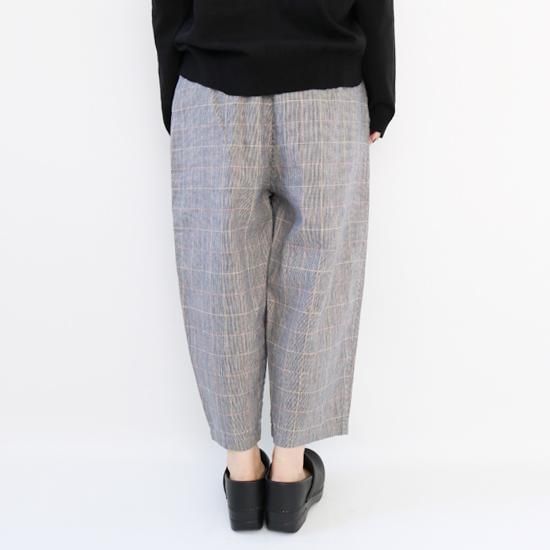 Atelier d'antan | タックテーパードパンツ〈 Salvador 〉Navy Check