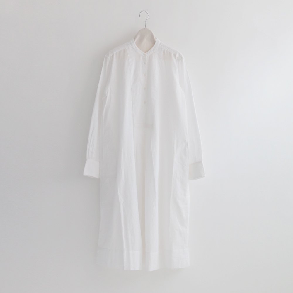 Khadi and Co. | アンドラプレインロングシャツドレス〈 KAILASH 〉White | D012221TD399