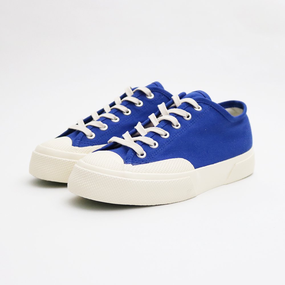 <img class='new_mark_img1' src='https://img.shop-pro.jp/img/new/icons3.gif' style='border:none;display:inline;margin:0px;padding:0px;width:auto;' />Artifact by Superga | ローカットスニーカー Blue | F073221SS003