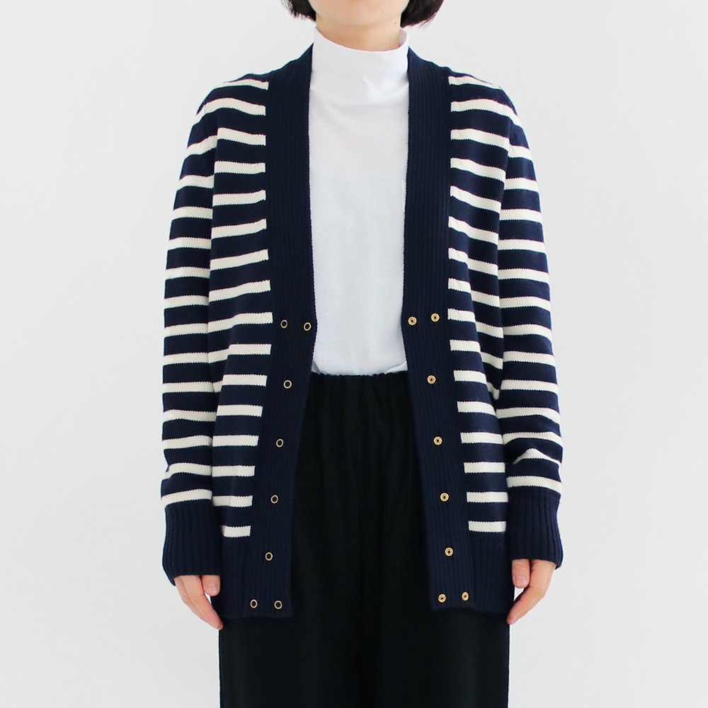 Yuri Park | ローゲージニットカーディガン〈 Norah-B 〉 Navy×Natural