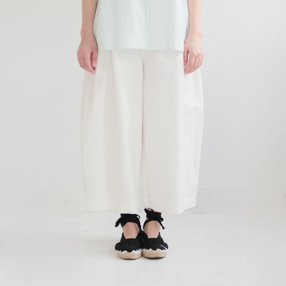 Atelier d'antan | コットンリネンワイドパンツ〈 Perriere 〉　White