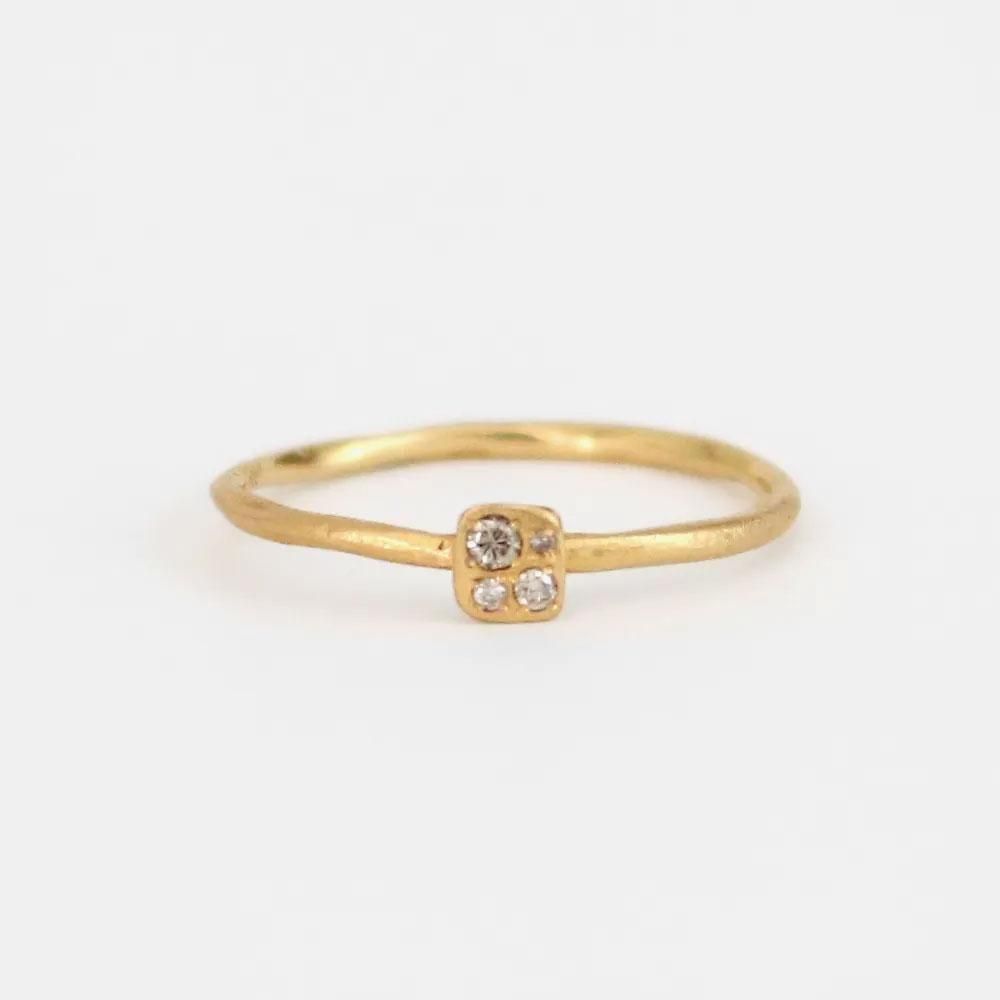 <img class='new_mark_img1' src='https://img.shop-pro.jp/img/new/icons3.gif' style='border:none;display:inline;margin:0px;padding:0px;width:auto;' />Atelier d'antan Jewelry | Chocolat ˡ祳<br>K18