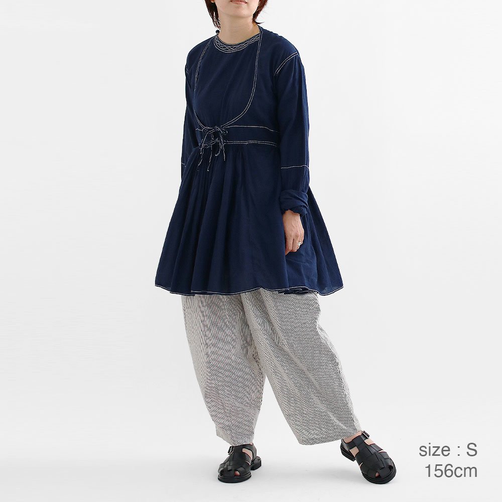 Khadi and Co. | アンドラプレインカシュクールブラウス〈 NEELEM 〉 Dark Indigo × White Stitch