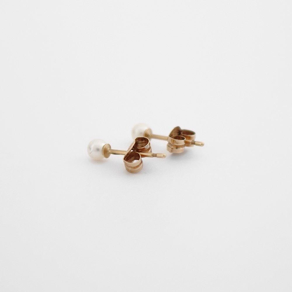Toile by Atelier d'antan：2 Pearl Pierce