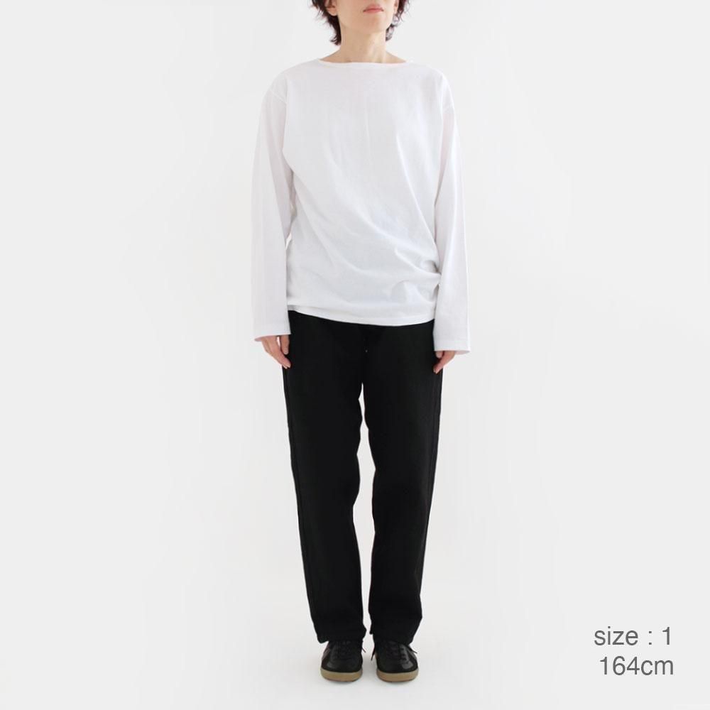 Comoli | ブラックデニム テーパードパンツ Black