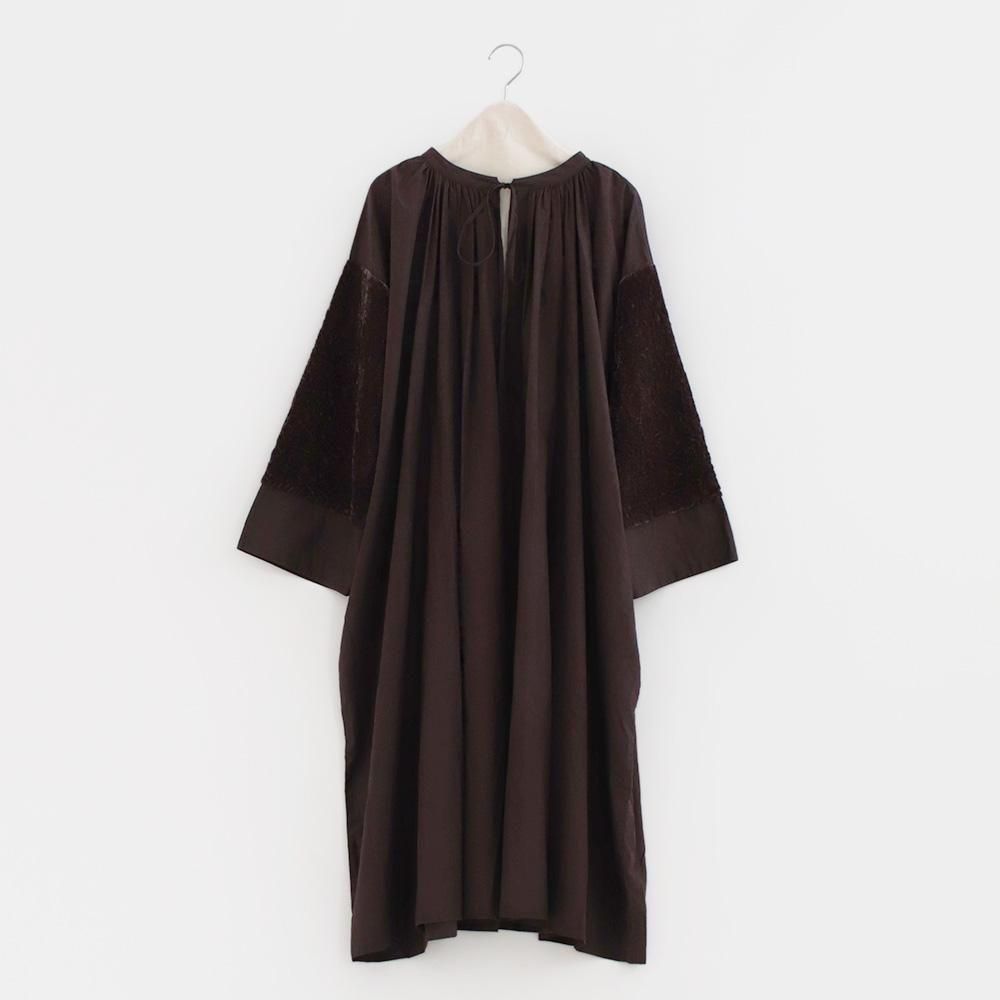 Khadi & Co カディアンドコー ピンタックドレス ワンピースmarais Khadi & Co カディアンドコー ピンタックドレス ワンピース