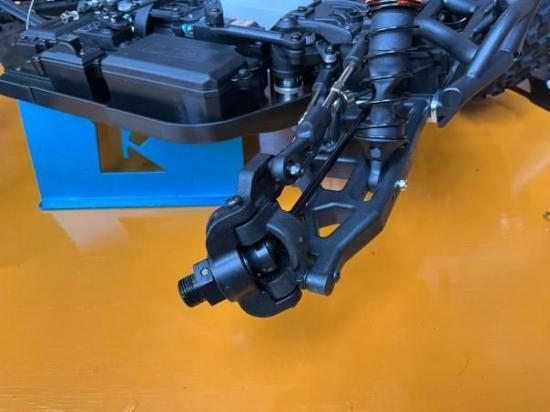 1/8 GPトラック ブラックパンサー28エンジン搭載 - ラジコンカー専門店