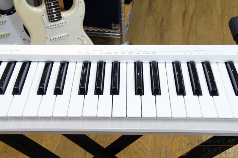 Roland A-49 WH [NJ065] - 中古楽器の販売 【Qsic】 全国から絶え間