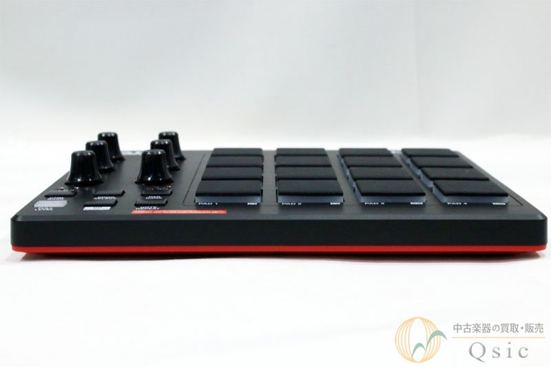 MIDIコントローラーAKAI MPD218