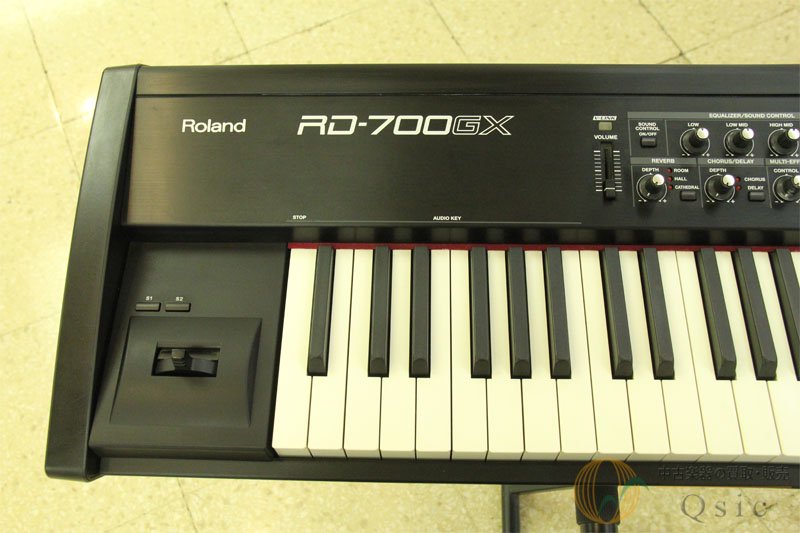 Rolandステージピアノ RD-700GX ケース付き - 鍵盤楽器、ピアノ