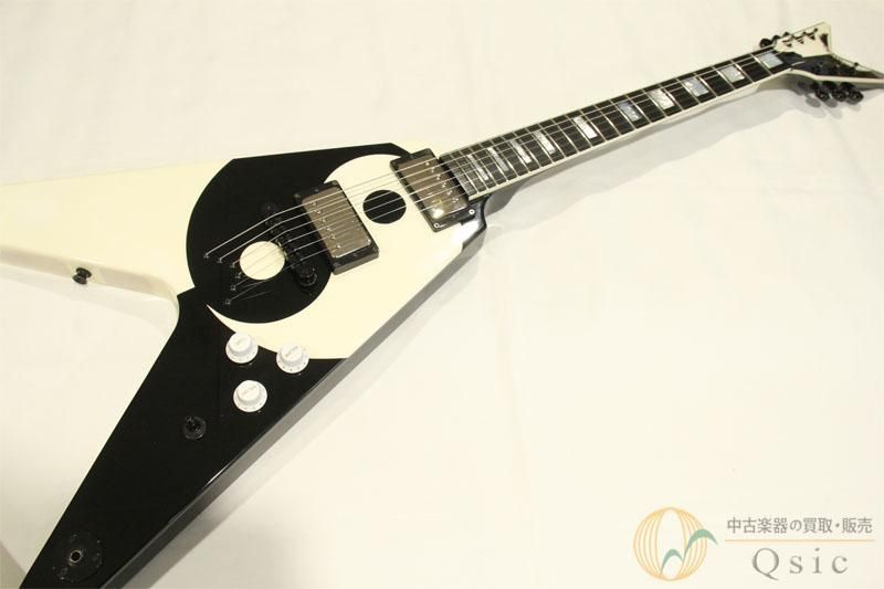 DEAN USA Michael Schenker Yin Yang 2013年製 【返品OK】[NK102] - 中古楽器の販売 【Qsic】  全国から絶え間なく中古楽器が集まる店