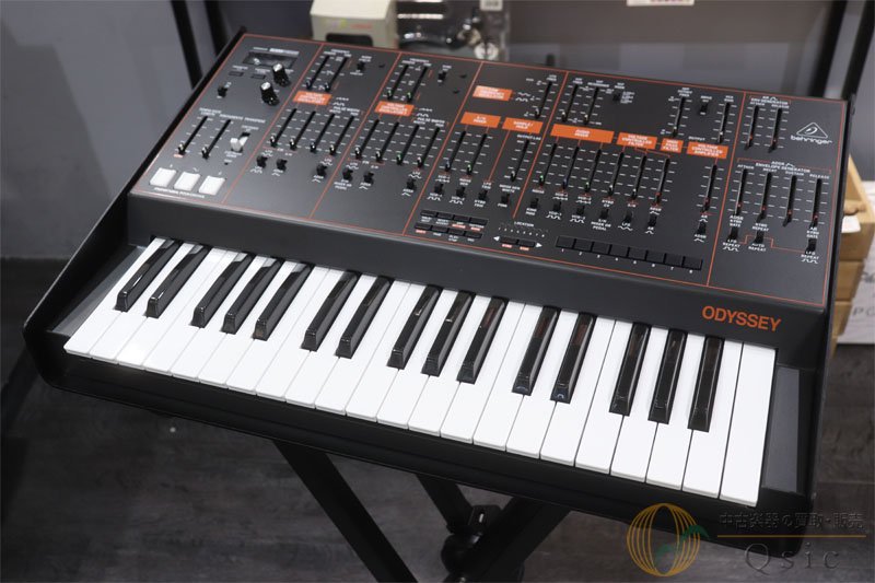 BEHRINGER ODYSSEY [TK875] - 中古楽器の販売 【Qsic】 全国から絶え間なく中古楽器が集まる店