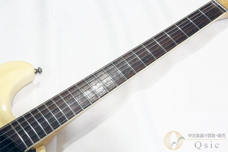 1965年エレキの若大将で登場したWhite Mosrite モズライト