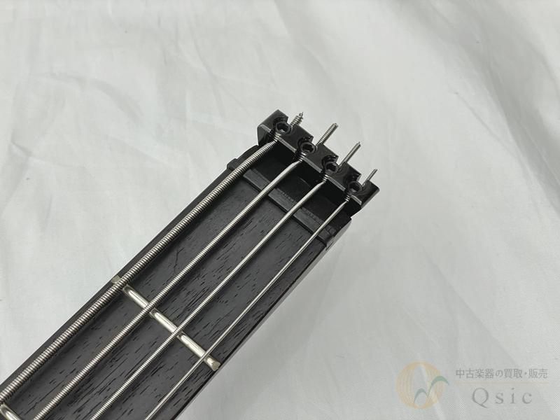 ☆美品 Mavis SPACEBERGER ヘッドレス エレキベース ケース付 ☆美品 Mavis SPACEBERGER ヘッドレス エレキベース ケース付