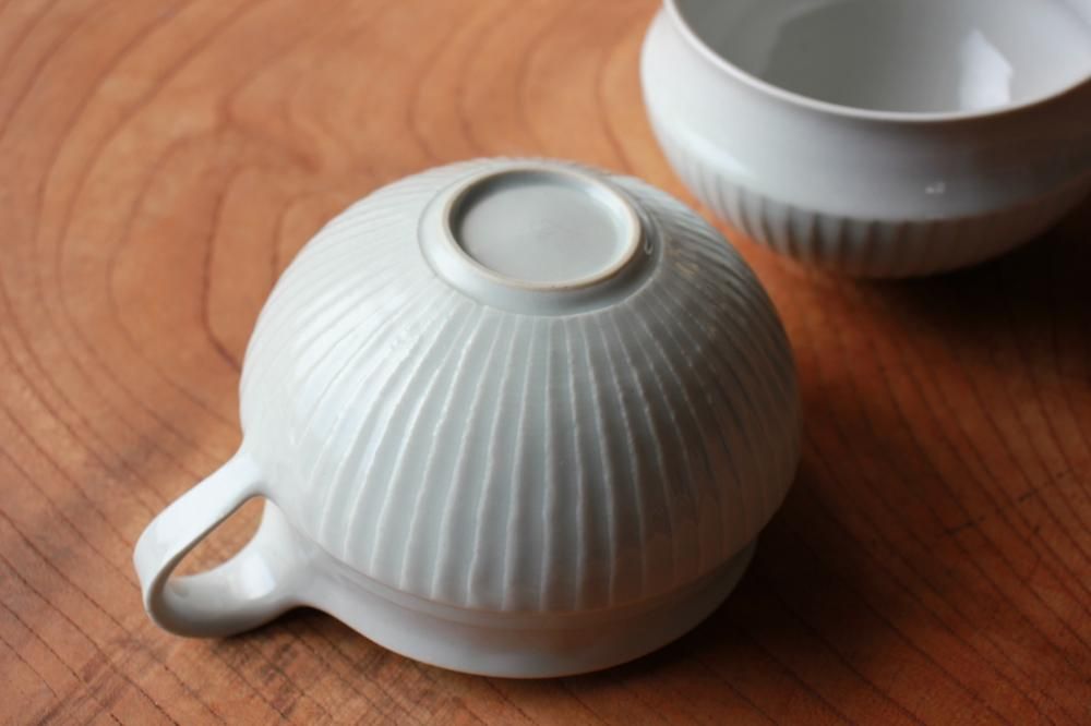 □阿南維也：白磁鎬スープマグ - うつわ屋Living&Tableware オンライン