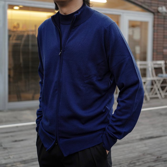 JOHN SMEDLEY】「CLAYGATE」24Gメリノウールジップアップニット