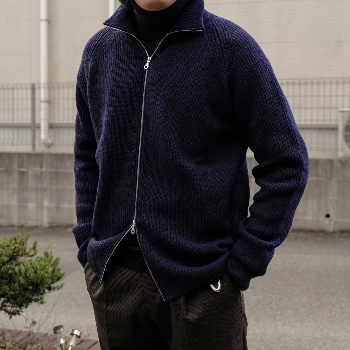 【JOHN SMEDLEY】「THATCH」ウールカシミアジップアップニット - SUGURU SHOP