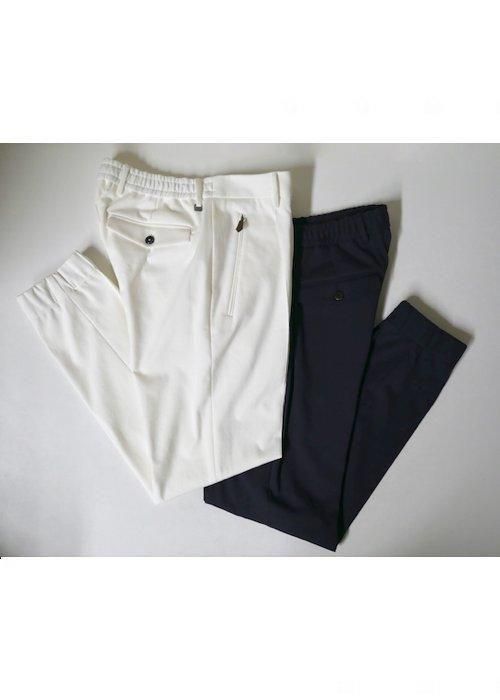 Berluti 白パンツ 46 ボタンフライ ストレッチ美品 Berluti 白パンツ 46 ボタンフライ ストレッチ美品