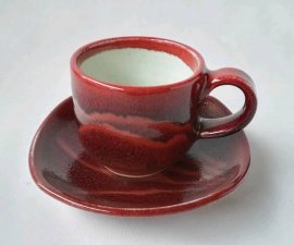 三池焼窯元・ 赤いデミタスカップ『辰砂線文デミタスカップ&ソーサー』【手作り陶器です】