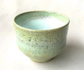 三池焼窯元緑の大き目湯のみ(緑釉いっぷく茶碗)【プレゼントに最適の九州熊本の手作り陶器です】
