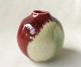 三池焼窯元　赤い窯変小壷（辰砂窯変小壷）【還暦祝いや退職祝いなどのプレゼントに最適の九州熊本の手作り陶器です】　