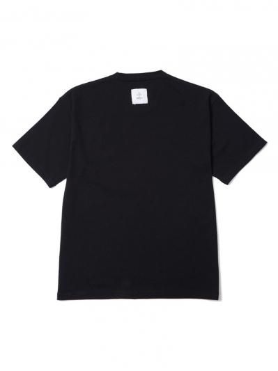 Bennu PLUS | Printed Loose Fit Tee - THE LIPS - BLACK