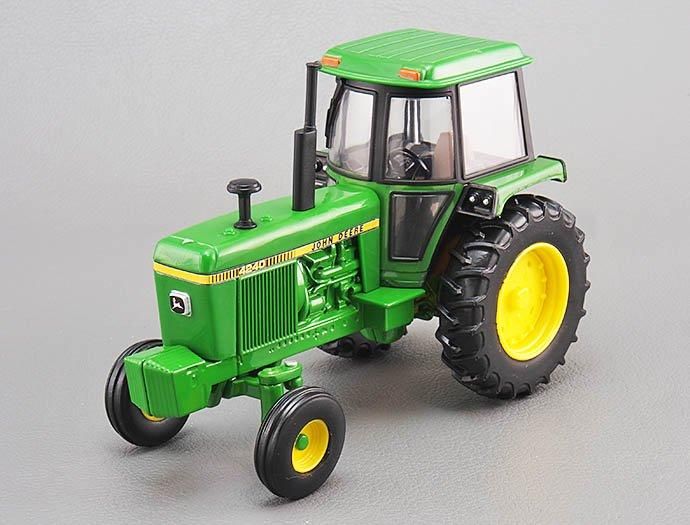 BRITAINS 1/32 John Deere 4240 - ブンブンガレーヂ/BoomBoomGarage