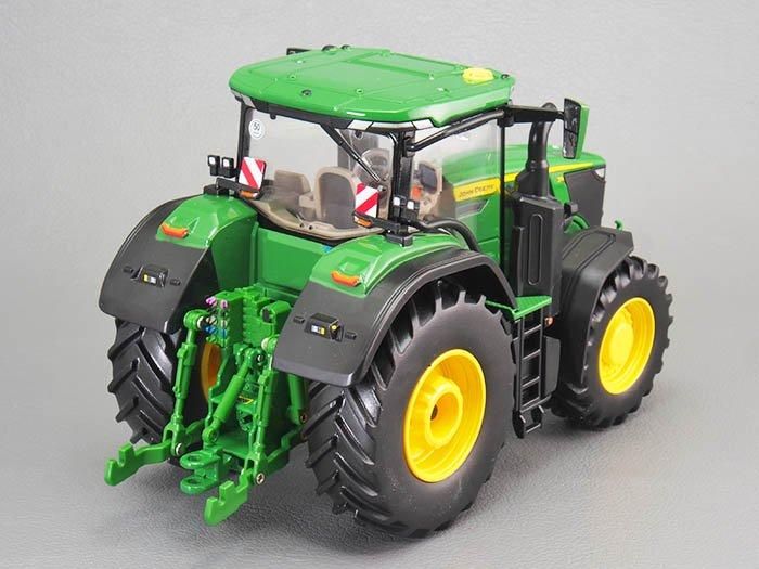 BRITAINS 1/32 John Deere 7R 350 - ブンブンガレーヂ BRITAINS 1/32 John Deere 7R 350 - ブンブンガレーヂ
