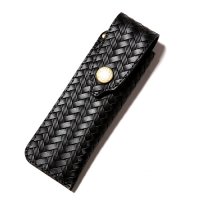 <img class='new_mark_img1' src='https://img.shop-pro.jp/img/new/icons49.gif' style='border:none;display:inline;margin:0px;padding:0px;width:auto;' />CALEE - EMBOSSING LEATHER PEN CASE