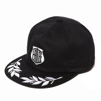<img class='new_mark_img1' src='https://img.shop-pro.jp/img/new/icons49.gif' style='border:none;display:inline;margin:0px;padding:0px;width:auto;' />CALEE - Twill embroidery wappen cap
