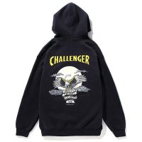 <img class='new_mark_img1' src='https://img.shop-pro.jp/img/new/icons49.gif' style='border:none;display:inline;margin:0px;padding:0px;width:auto;' />CHALLENGER - SKULL & EAGLE HOODIE 