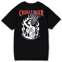 <img class='new_mark_img1' src='https://img.shop-pro.jp/img/new/icons49.gif' style='border:none;display:inline;margin:0px;padding:0px;width:auto;' />CHALLENGER - FIRE LADY TEE