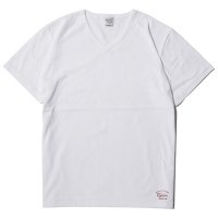 <img class='new_mark_img1' src='https://img.shop-pro.jp/img/new/icons49.gif' style='border:none;display:inline;margin:0px;padding:0px;width:auto;' />CALEE - COTTON V-NECK T-SHIRT