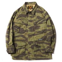 <img class='new_mark_img1' src='https://img.shop-pro.jp/img/new/icons49.gif' style='border:none;display:inline;margin:0px;padding:0px;width:auto;' />CALEE - TIGER CAMO MILITARY JACKET