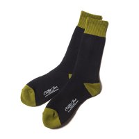 <img class='new_mark_img1' src='https://img.shop-pro.jp/img/new/icons49.gif' style='border:none;display:inline;margin:0px;padding:0px;width:auto;' />CALEE - Two tone long socks